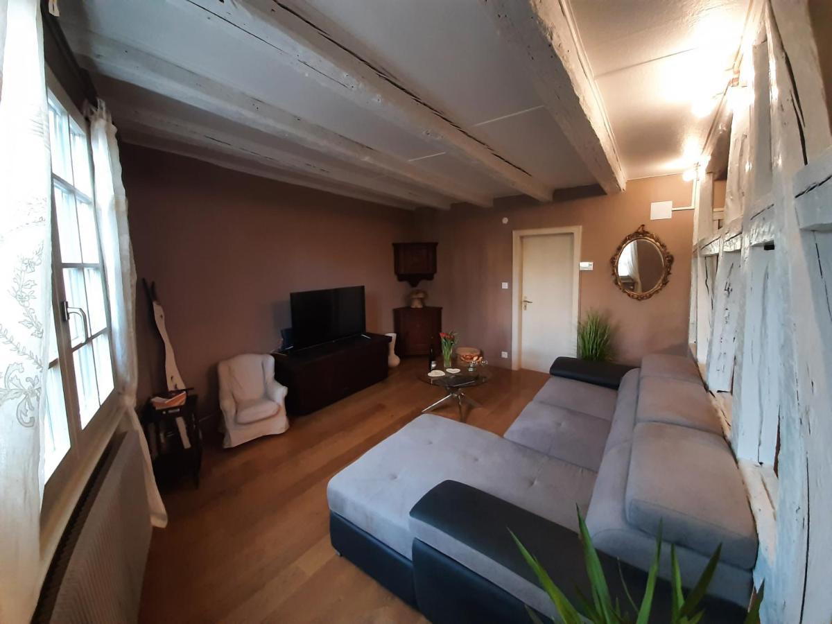Dock 23 Apartment กอลมาร์ ภายนอก รูปภาพ