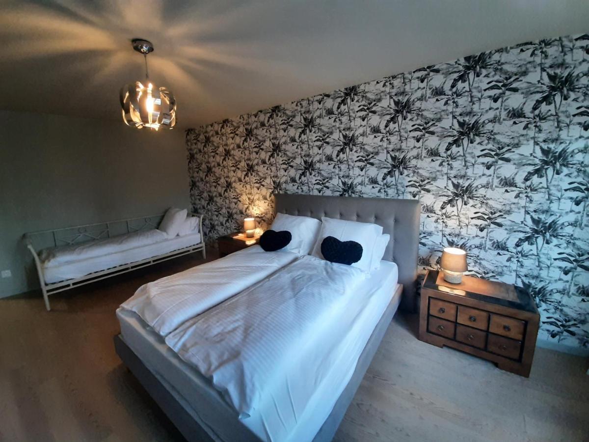 Dock 23 Apartment กอลมาร์ ภายนอก รูปภาพ