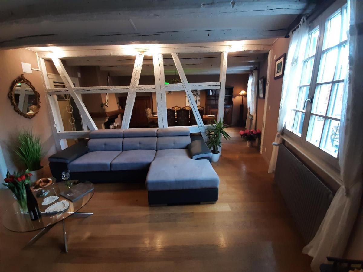 Dock 23 Apartment กอลมาร์ ภายนอก รูปภาพ